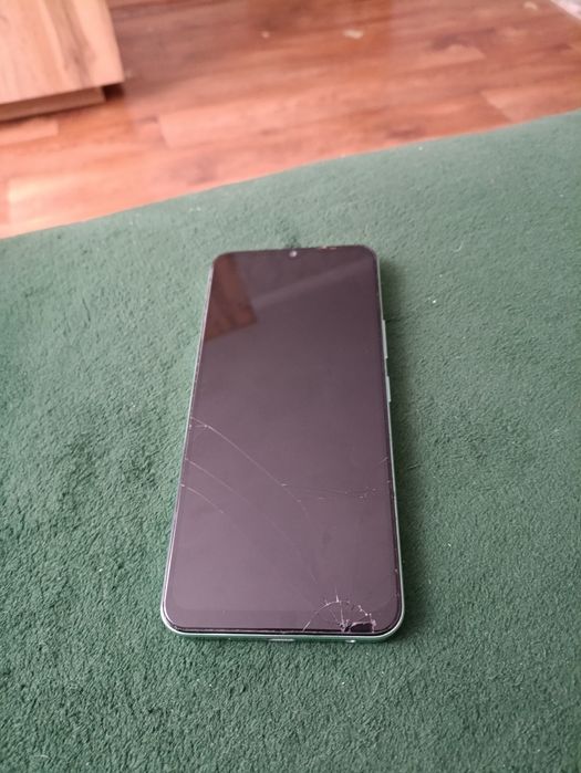 Продам смартфон Vivo Y03