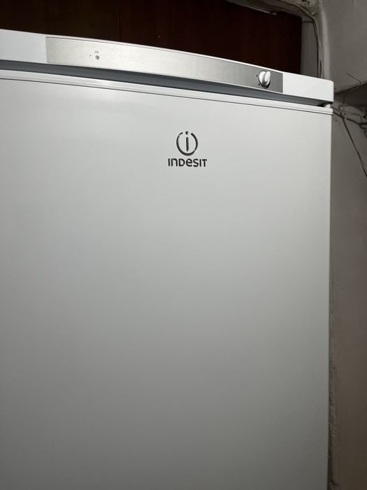 Продам б/у холодильник