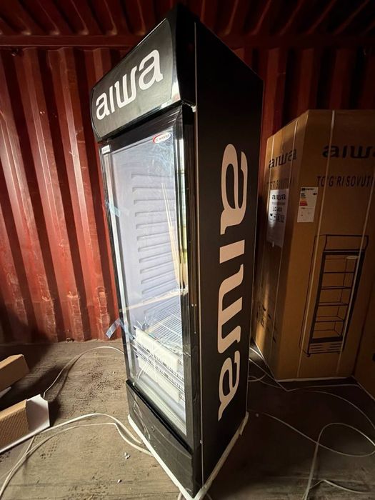 Холодильник Aiwa витрина
