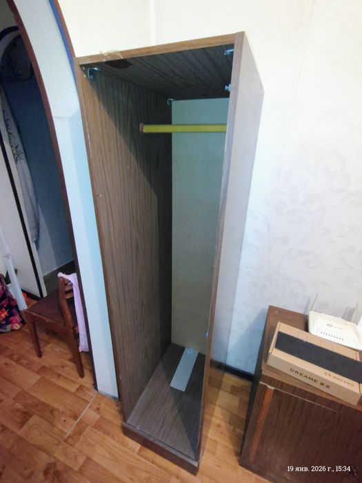 Продам шкаф советский