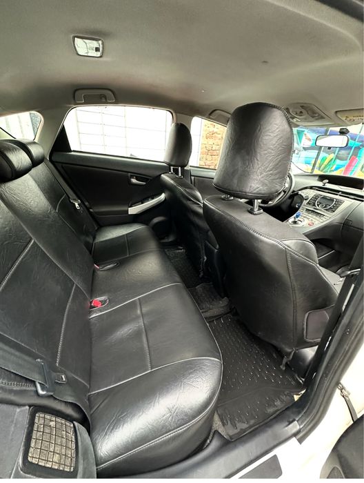 Vand toyota prius 2013 gpl