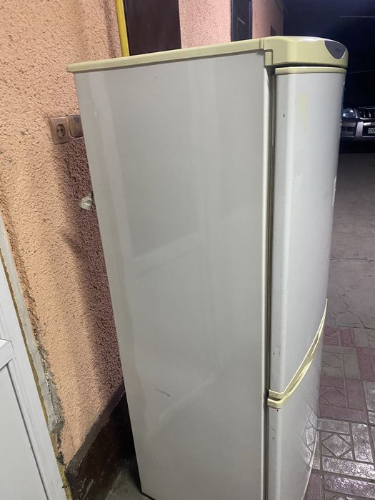 Холодильник LG