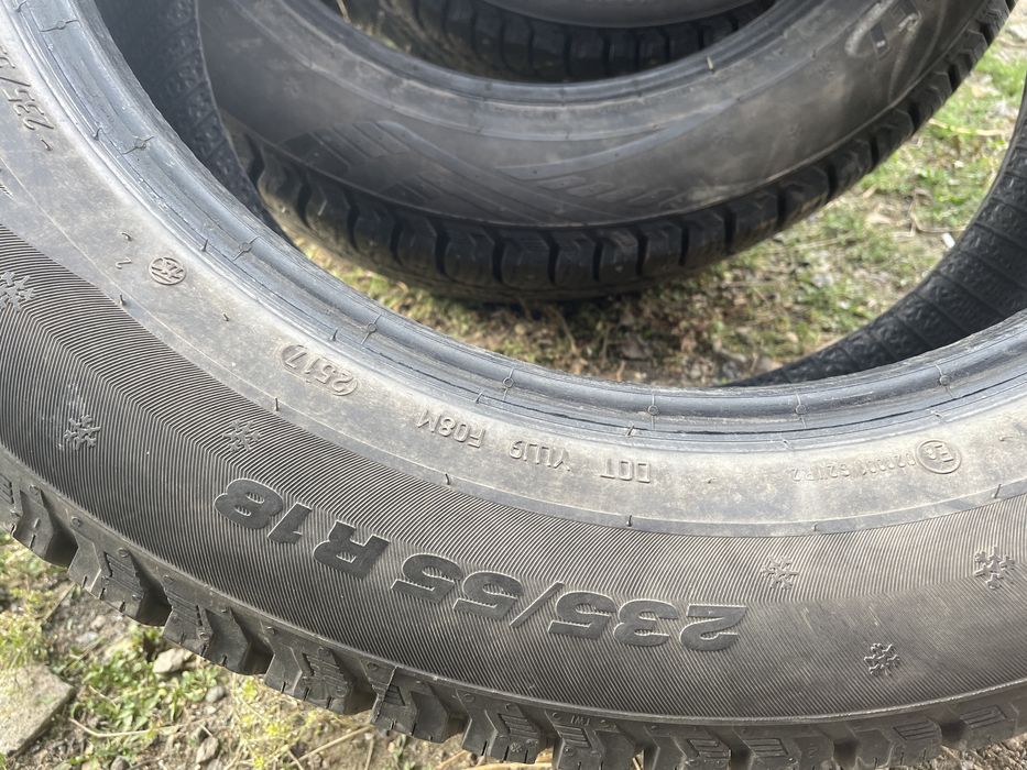 Шипованная резина Viatti 235/55 R18