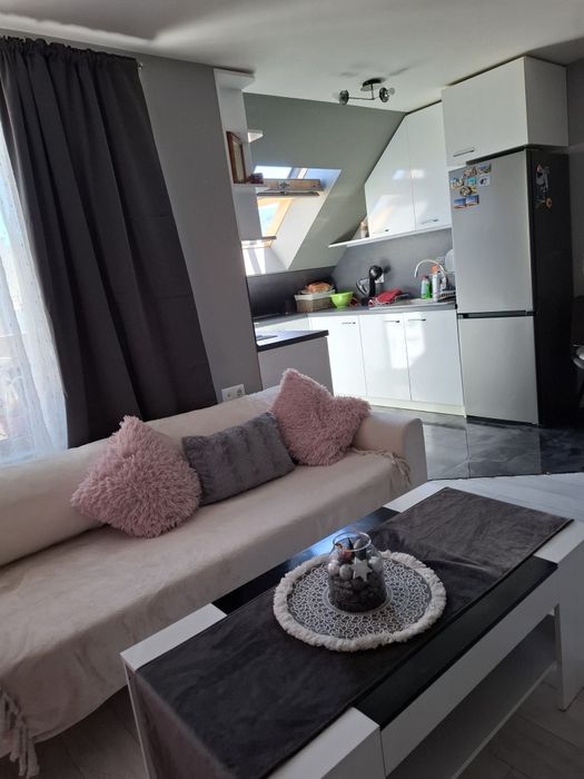 Дава се под наем Тристаен апартамент в Благоевград, Идеален център - 74 кв.м за 382.5 € - Снимка #6