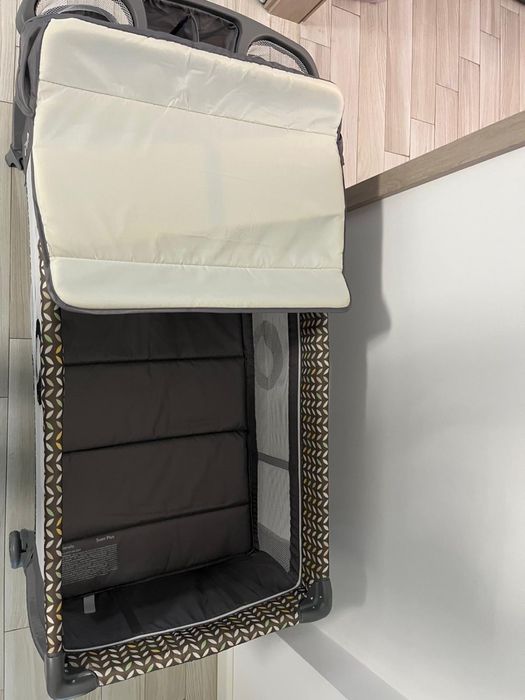 Pat bebe pliabil pt calatorie