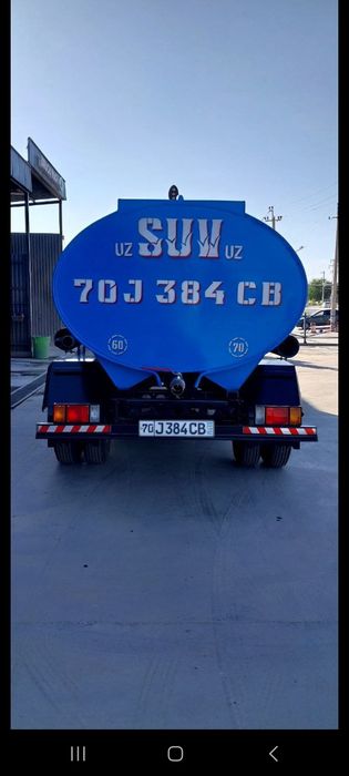 Isuzu aftobusdan yiĝilgan