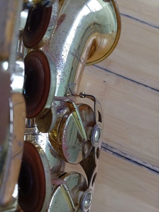 Саксофон готов за свирене