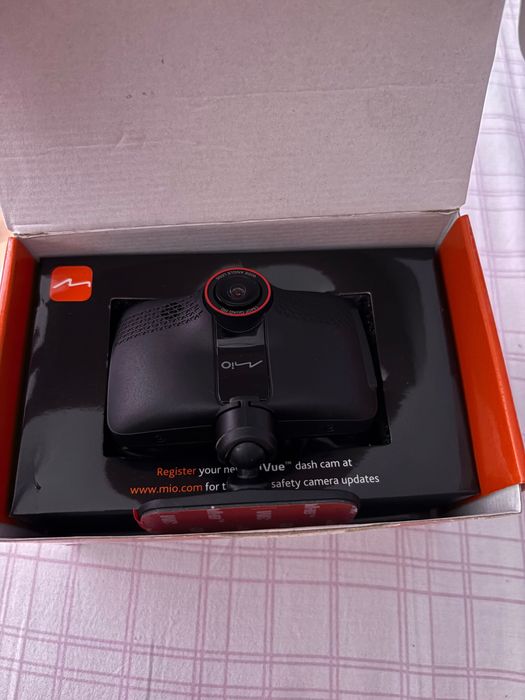 Видеорегистратор MIO MiVue 803