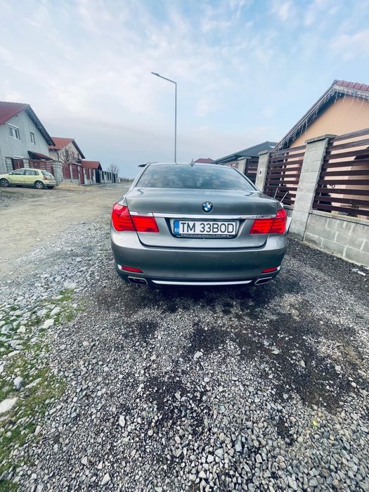 BMW 7 Series 2010 — imagine 3