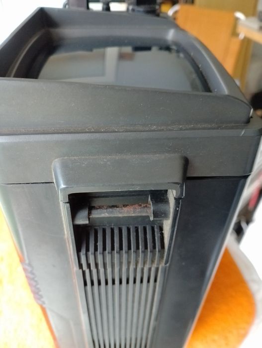 Televizor mic Mc Laren