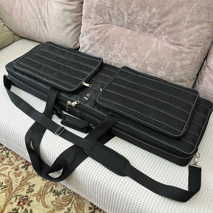 Arturia KeyLab Essential 61 + чехол — отличное состояние