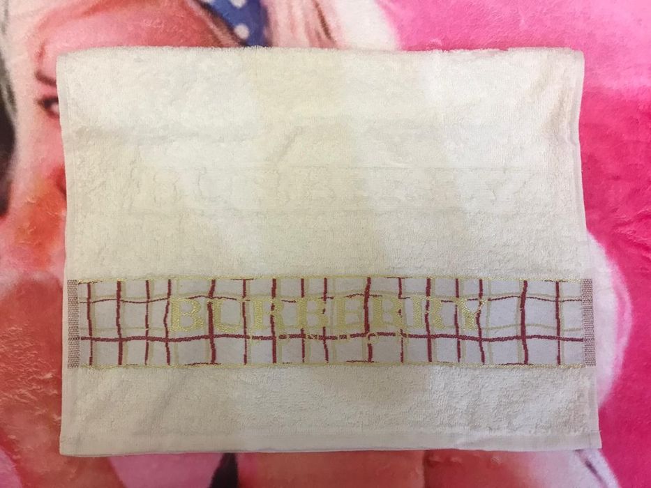 Продам новые полотеца