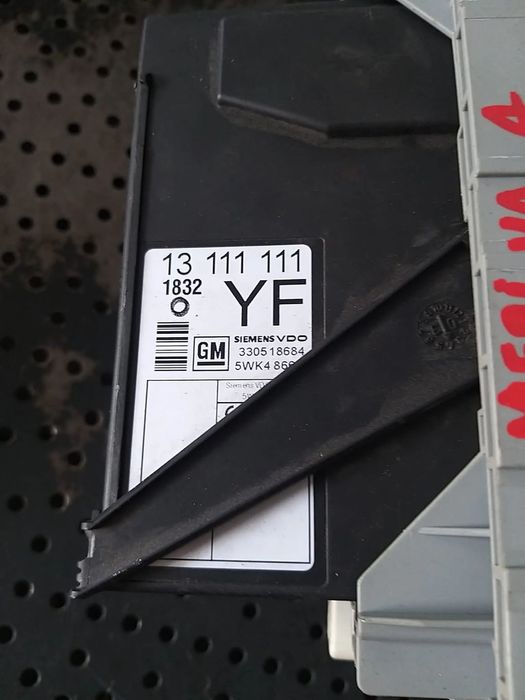 Panou relee modul confort opel meriva a x03 13111111