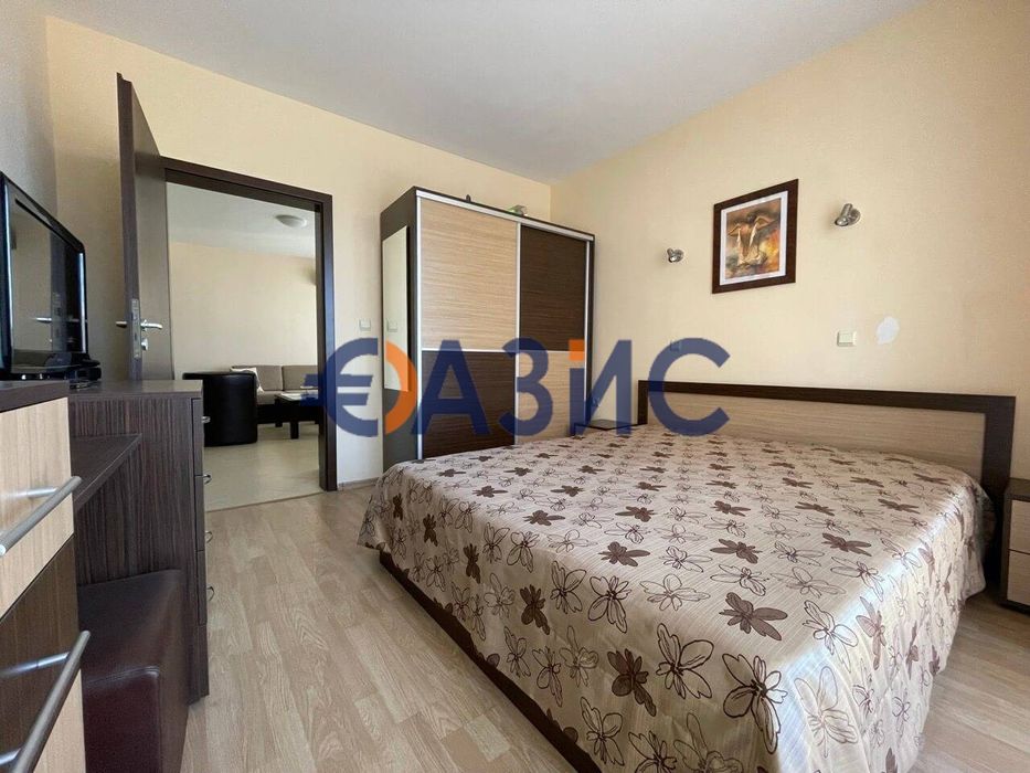 Продава се Тристаен апартамент в к.к. Слънчев бряг - 105 кв.м за 559 €/кв.м - Снимка #6
