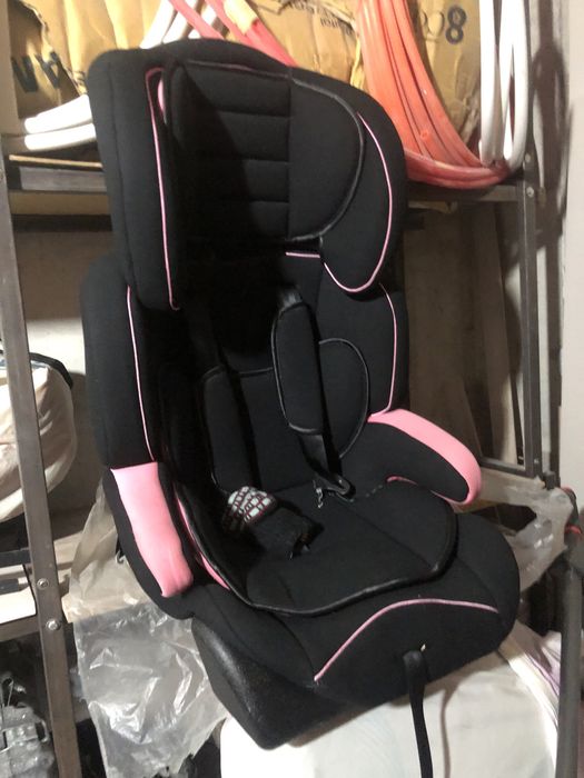 Детские автокресла 2 штуки