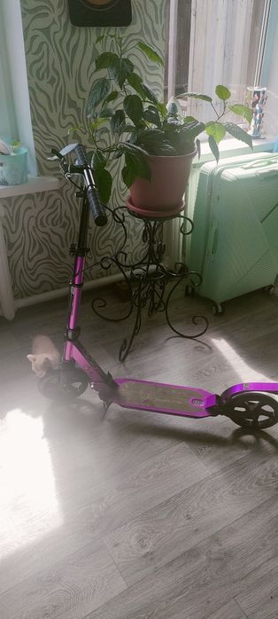 Продам самокат Урбан .