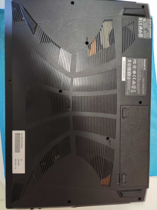 Геймърски лаптоп Gigabyte G5 KC