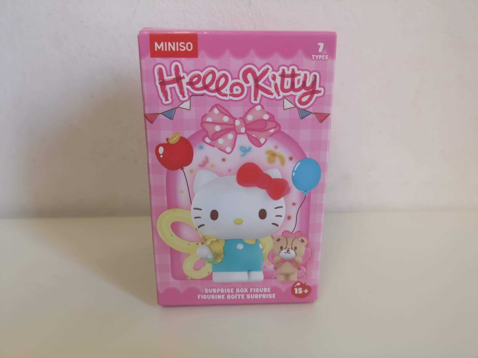 Miniso Hello Kitty Surprise Box Figurine