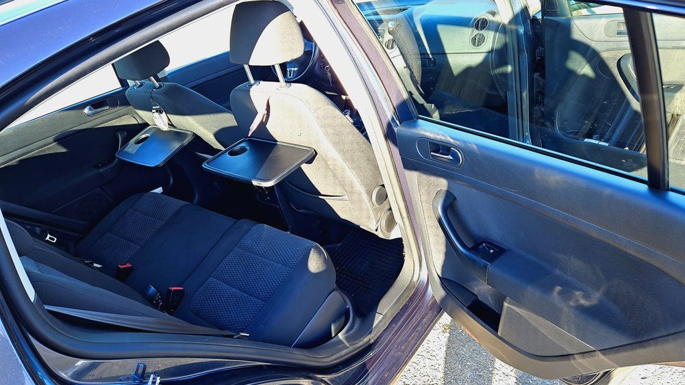 Volkswagen Golf 6, benzină 1.4 turbo 122cai, 6viteze, parcheaza singur