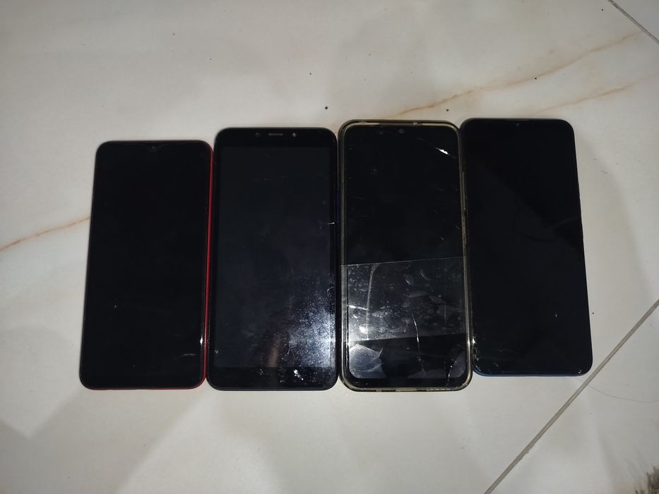 Телефон буу 4 шт