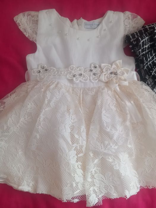 Роклички за 9м бебе