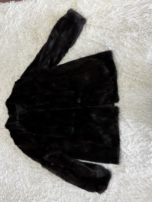 Продам шубу норковую