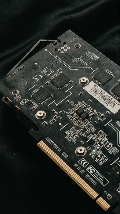 Видеокарта GTX 950