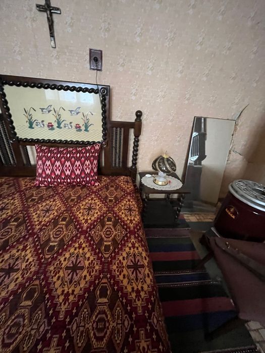 Двойна спалня с дърворезба,масив