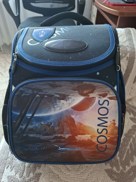 Школьный рюкзак для мальчика.