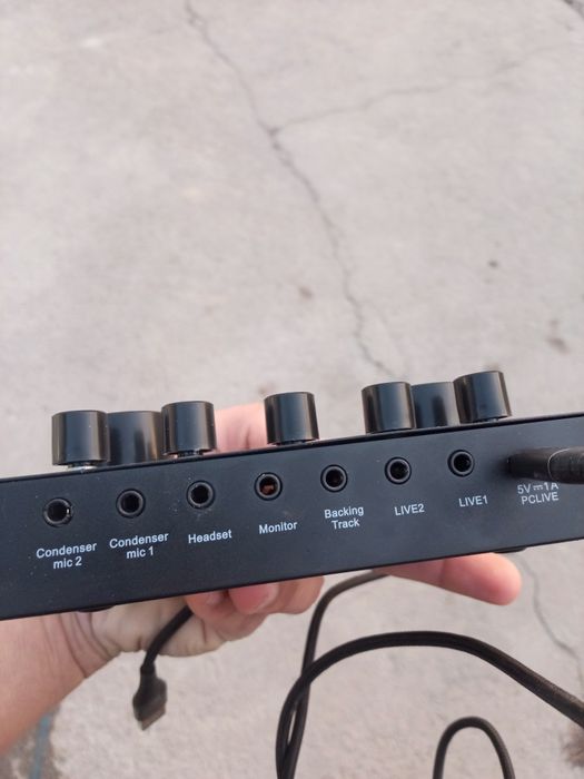 V8 usilitel va navoshnik