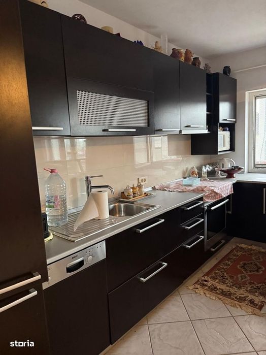 cv 113 Victoriei, apartament 3 camere decomandat