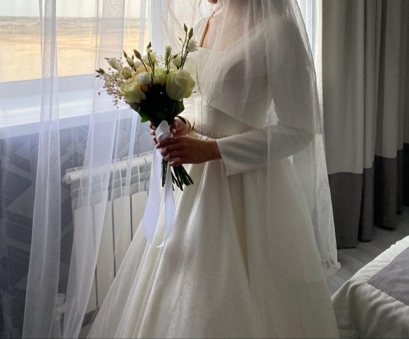 Прекрасное свадебное платье