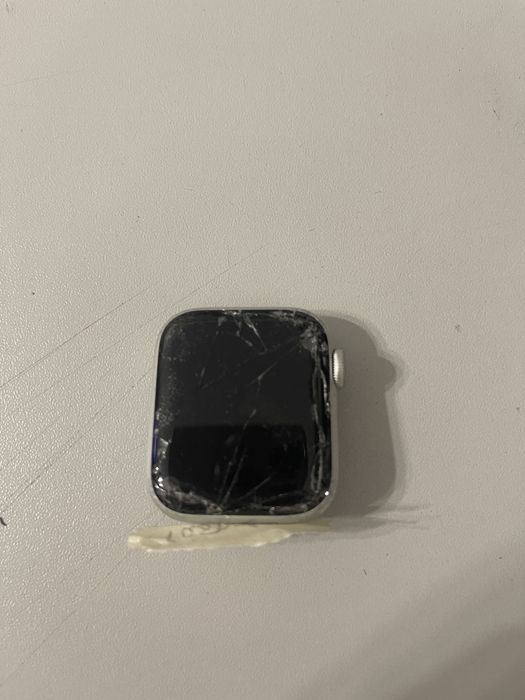 Смяна на Дисплей или стъкло Apple Watch