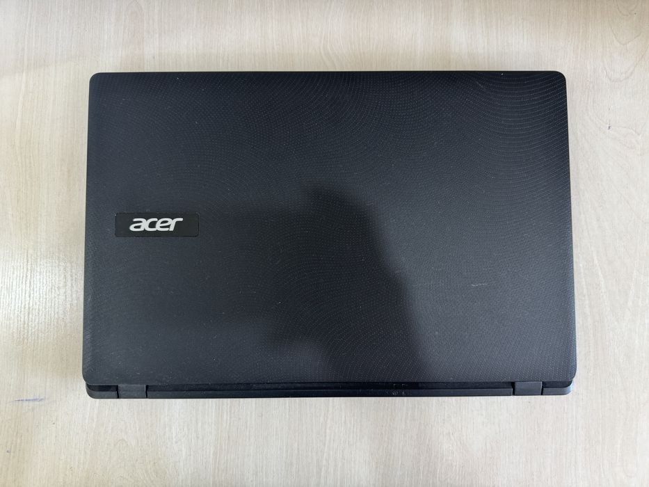 Ноутбук сатылады срочно!