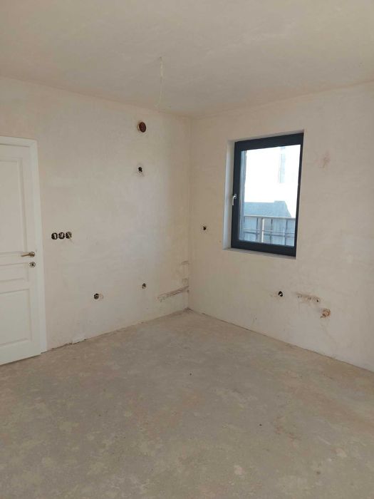 Продава се Тристаен апартамент в Стара Загора, Била - 107 кв.м за 1729 €/кв.м - Снимка #11