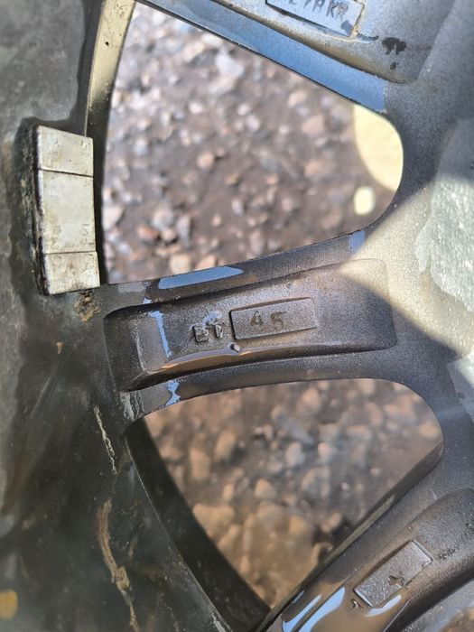 Продаю колеса торг