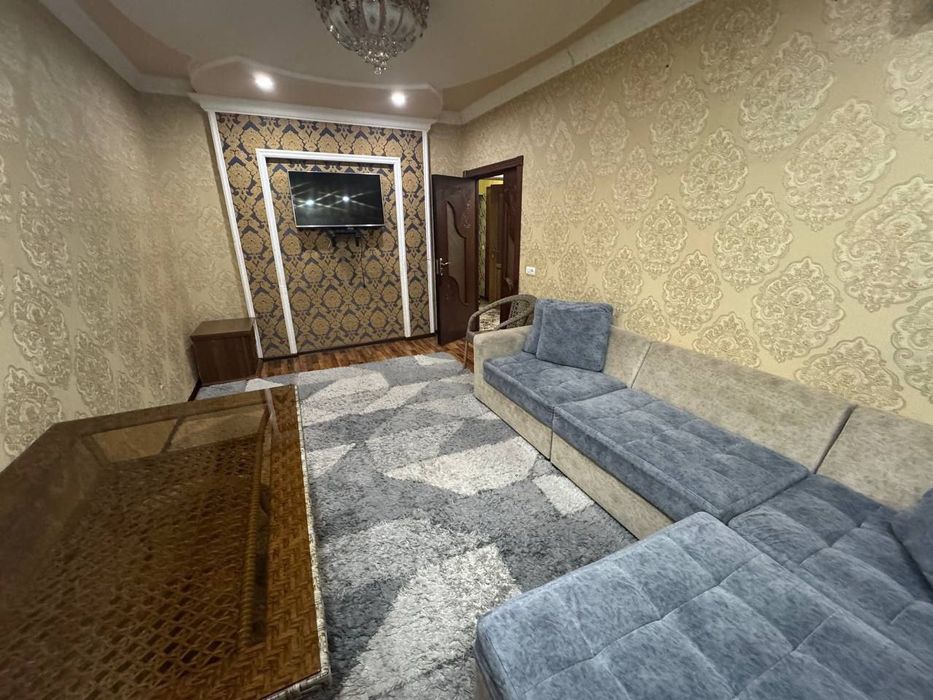 Юнусабад 19 - 2/2/5 с мебелью и техникой
