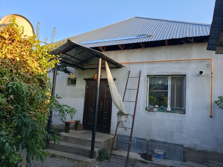 Продается дом  6 сот. 100кв/м