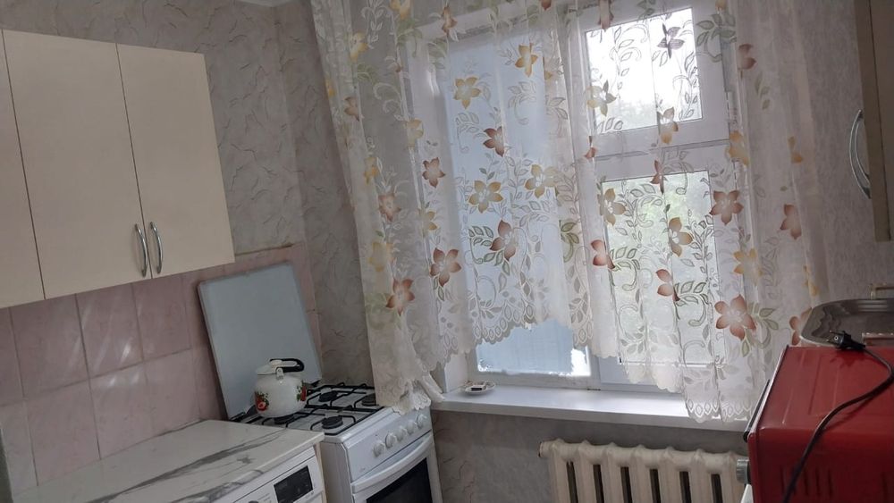 Сдам квартиру 3-комнатная