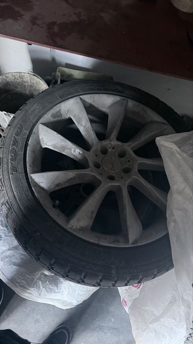 Продам диски с резиной r21