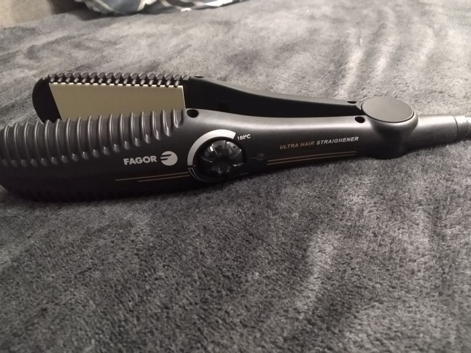 Керамична преса за коса