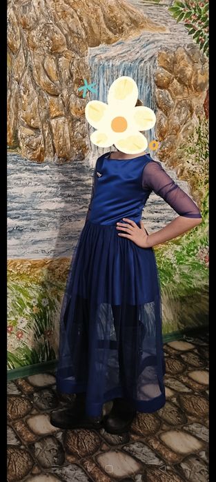 Продам платья на выпускной для девочки