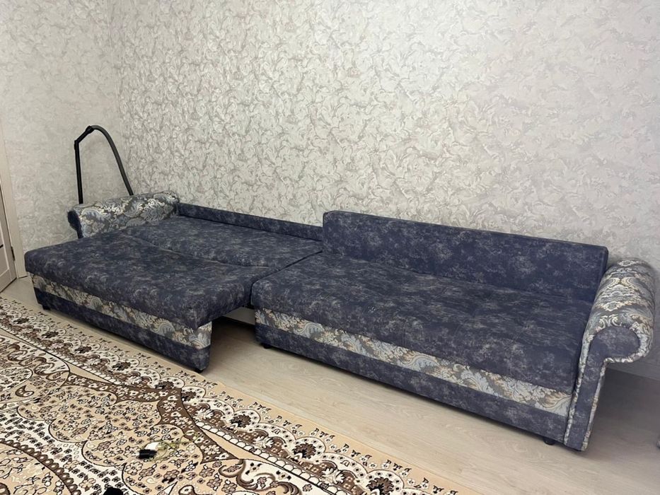 Диван/Мебель для гостинной.