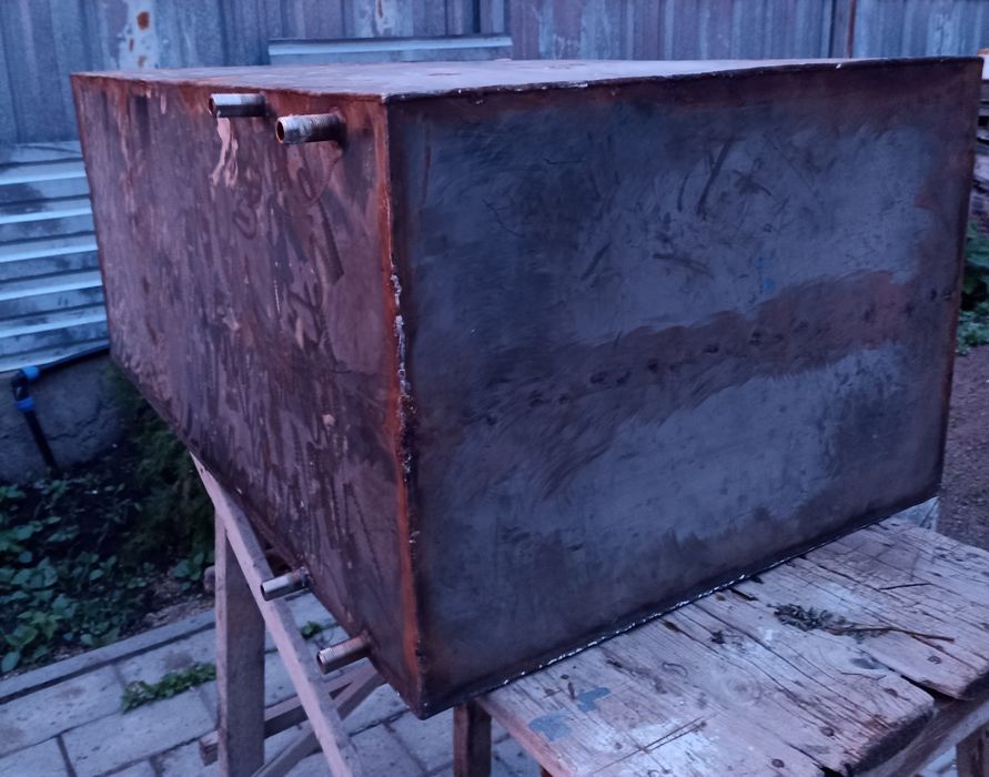 Бак  из нержавейки.