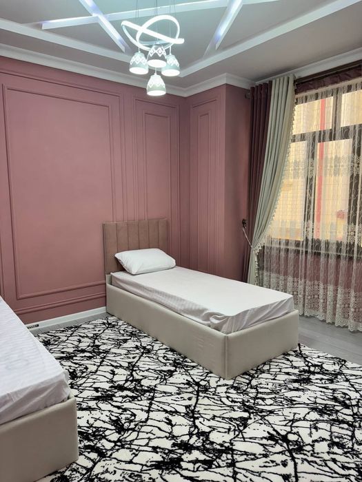 Сдаётся Танхаус Суточная Шикарная  в центре города в спокойной