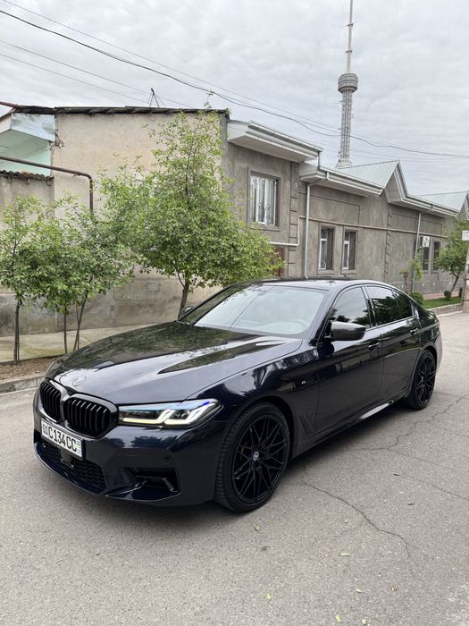 BMW G30 530i M5
