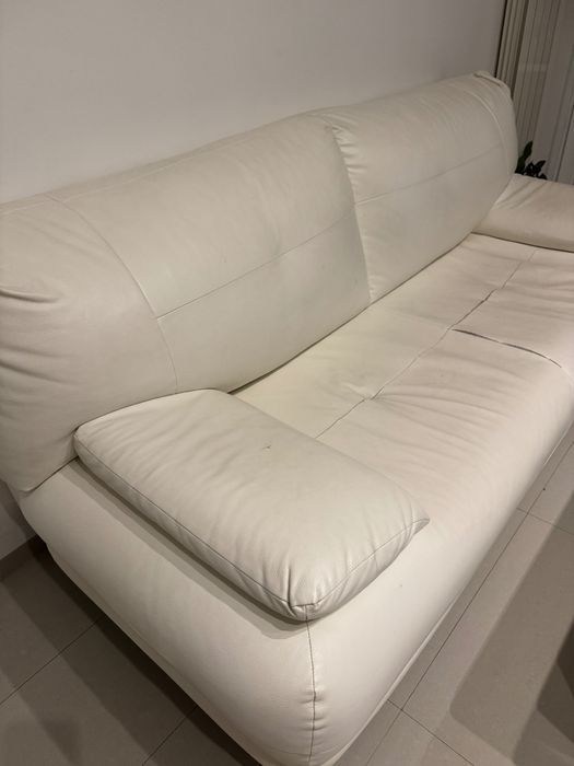 Кожени дивани-2 броя