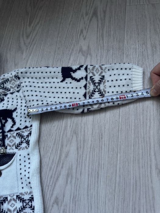 Продам детский вязанный костюм