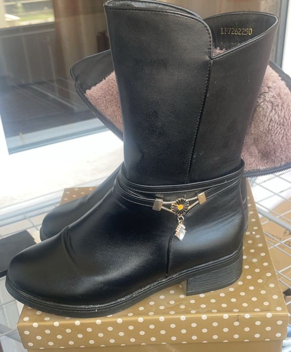 Сапоги зимние продам