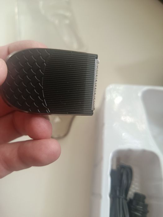 Продам электро бритву 3 в 1